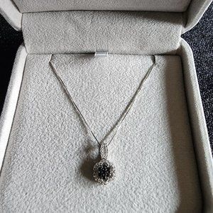 Genuine 14K White Gold Black And White Diamond Necklace (A50)
